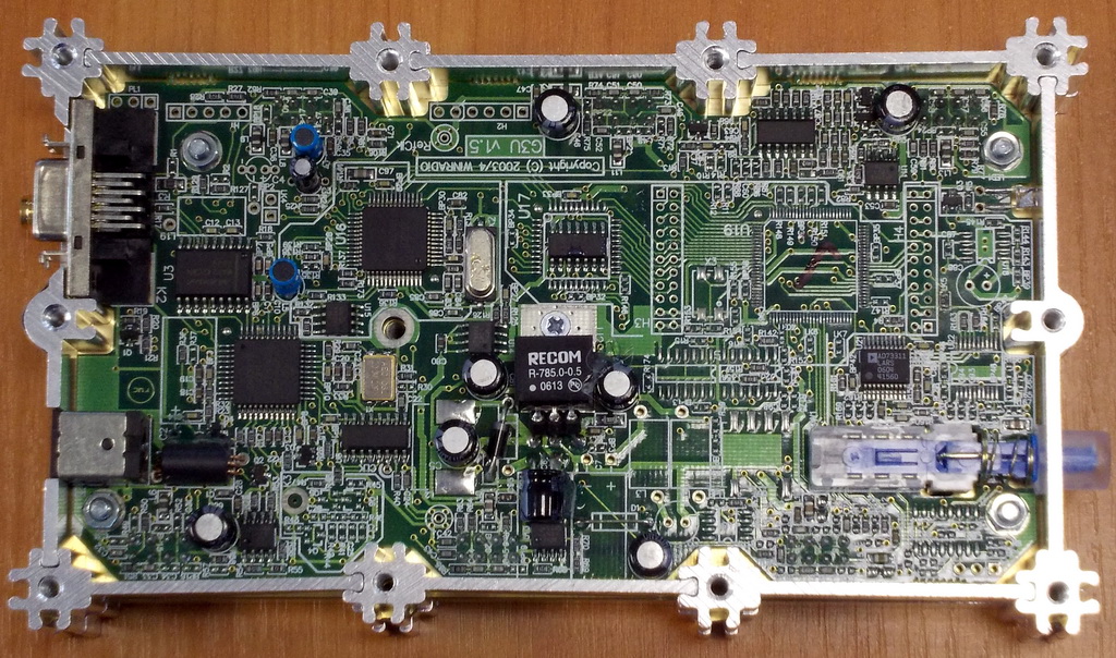 SDR приемник WiNRADiO WR-G305e