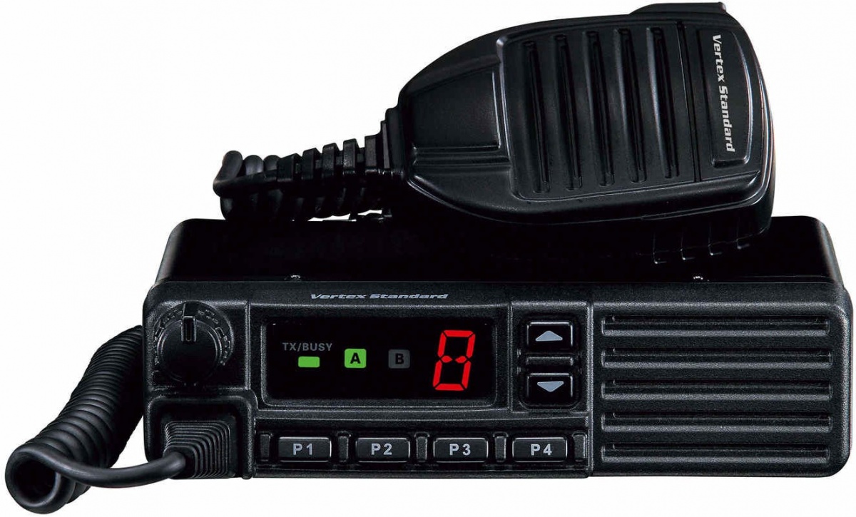 Автомобильная рация Motorola VX-2200