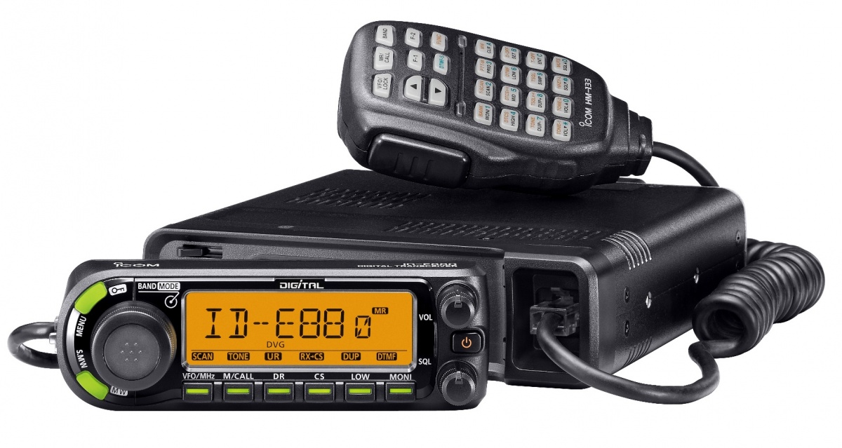 Автомобильная рация ICOM ID-E880