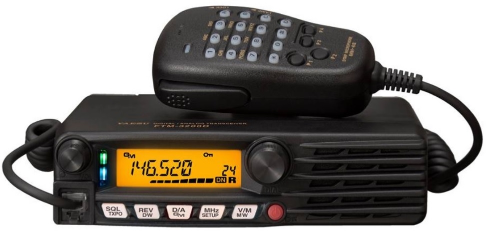 Автомобильная рация Yaesu FTM-3200