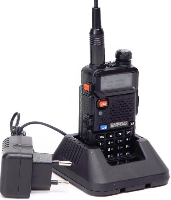 Портативная радиостанция Baofeng DM-5R